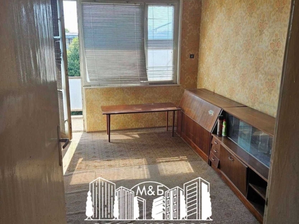 Тристаен апартамент в Димитровград - 120 кв.м за 302 €/кв.м - Снимка #1