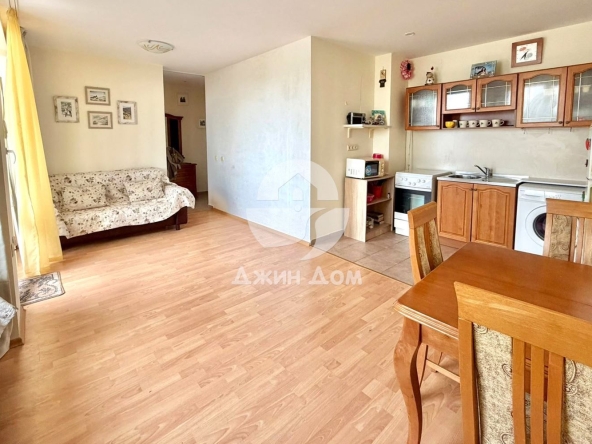 Двустаен апартамент в к.к. Слънчев бряг - 56 кв.м за 610 €/кв.м - Снимка #1