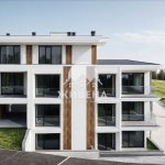 Тристаен апартамент в Варна, м-т Св. Никола - 82 кв.м за 1997 €/кв.м - Снимка #1