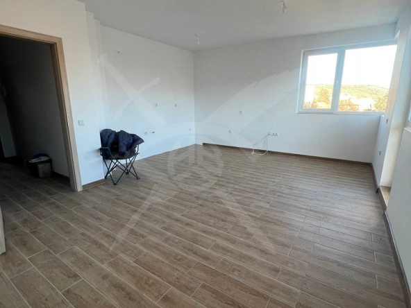 Тристаен апартамент в Варна, Виница - 98 кв.м за 1530 €/кв.м - Снимка #1