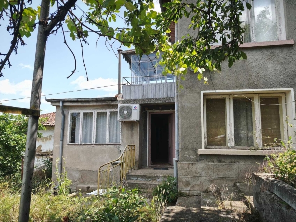 Къща в Тутракан - 126 кв.м за 365 €/кв.м - Снимка #1