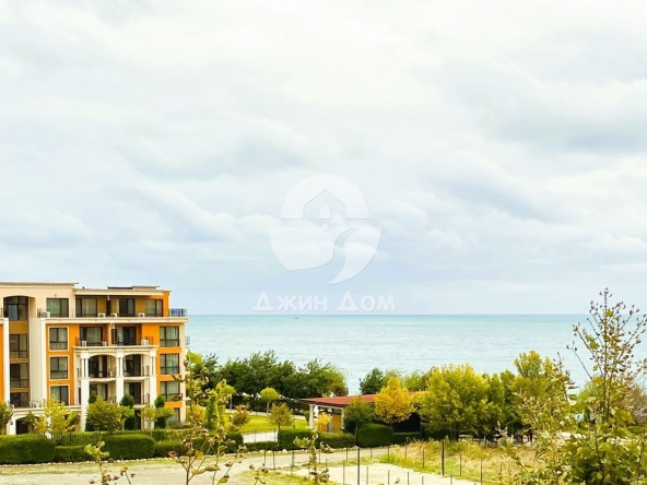 Четиристаен апартамент в Свети Влас - 195 кв.м за 1242 €/кв.м - Снимка #1