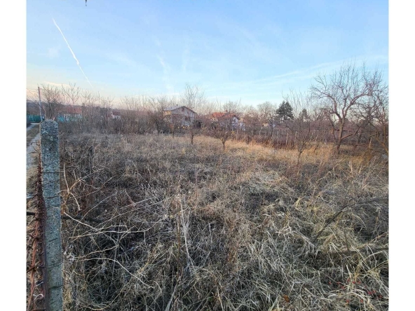 Парцел в Добрич, м-т Газибаба - 860 кв.м за 18 €/кв.м - Снимка #1