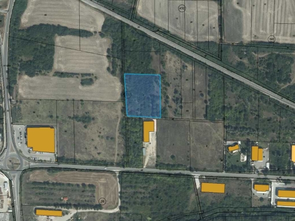 Парцел в Хасково, Промишлена зона - Изток - 4995 кв.м за 17 €/кв.м - Снимка #1