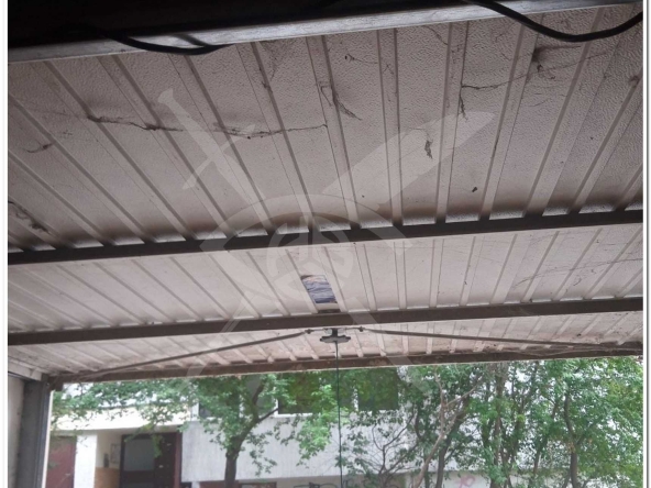 Гараж / Паркомясто в с. Левски, Област Варна - 17 кв.м за 2442 €/кв.м - Снимка #1