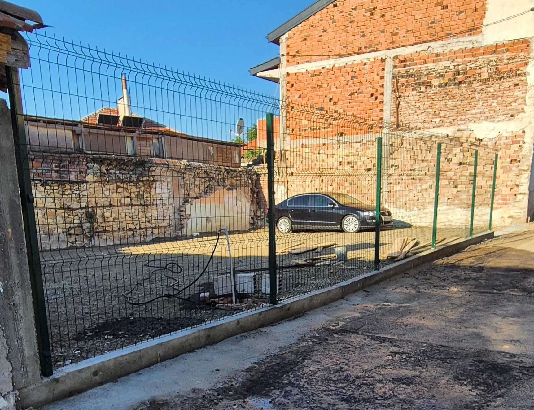 Дава се под наем Гараж / Паркомясто в Кърджали, Байкал - 250 кв.м за 25.5 € - Снимка #1