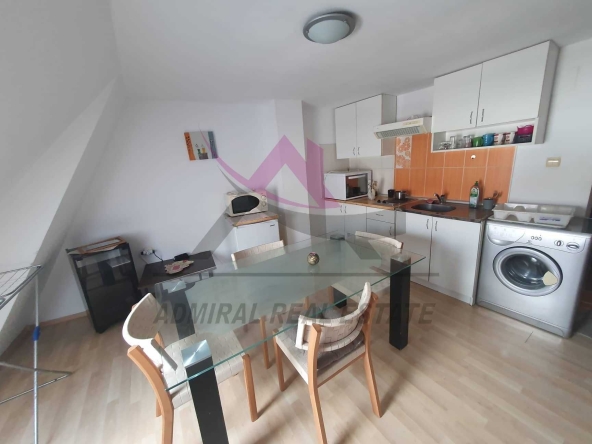 Дава се под наем Двустаен апартамент в Варна, ЖП Гара - 50 кв.м за 409 € - Снимка #1