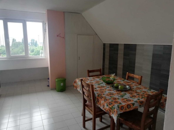 Дава се под наем Двустаен апартамент в София, Оборище - 61 кв.м за 318.75 € - Снимка #1