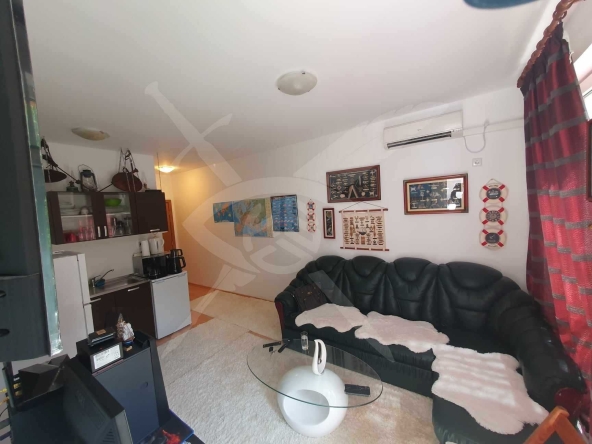 Двустаен апартамент в к.к. Слънчев бряг - 40 кв.м за 1250 €/кв.м - Снимка #1