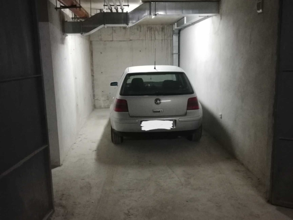 Дава се под наем Гараж / Паркомясто в София, Люлин 9 - 20 кв.м за 104.55 € - Снимка #1