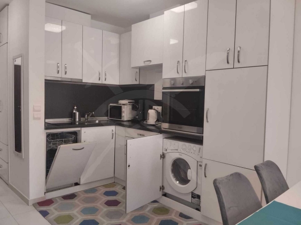 Дава се под наем Едностаен апартамент в Варна, ВИНС - 40 кв.м за 600 € - Снимка #1
