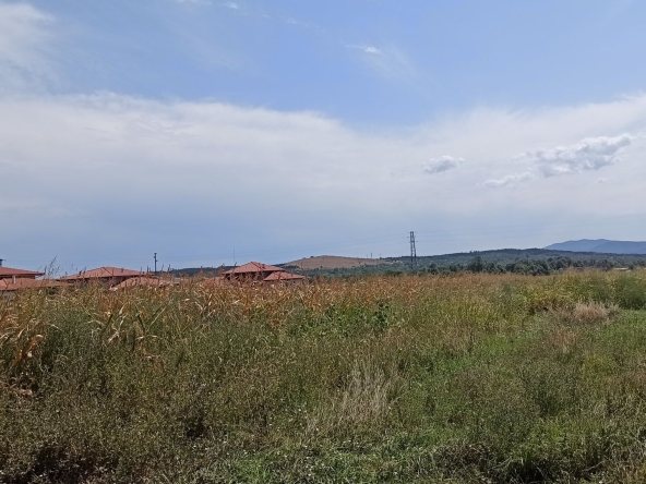 Парцел в с. Енина, Област Стара Загора - 682 кв.м за 59 €/кв.м - Снимка #1