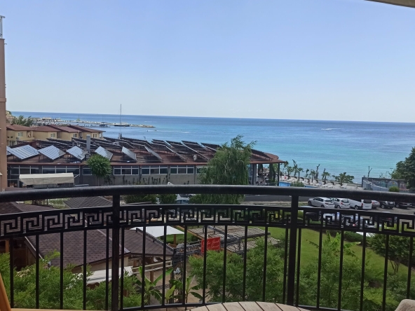 Тристаен апартамент в Свети Влас - 88 кв.м за 2114 €/кв.м - Снимка #1