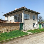 Къща в с. Гецово, Област Разград - 180 кв.м за 284 €/кв.м - Снимка #1