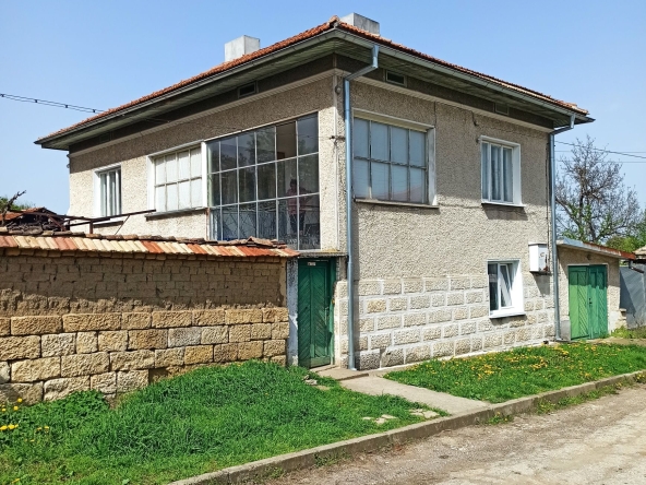 Къща в с. Гецово, Област Разград - 180 кв.м за 284 €/кв.м - Снимка #1