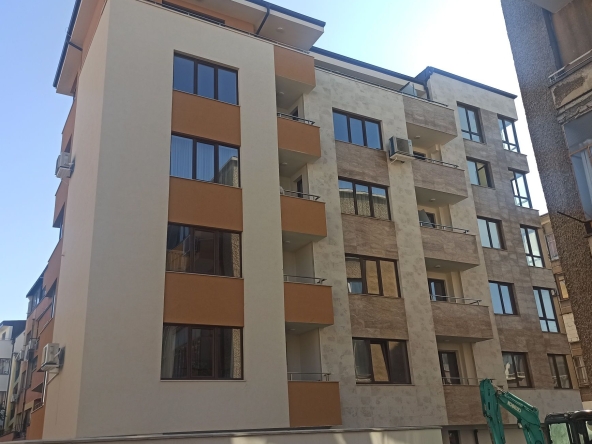 Тристаен апартамент в с. Долно Сахране, Област Стара Загора - 102 кв.м за 1445 €/кв.м - Снимка #1