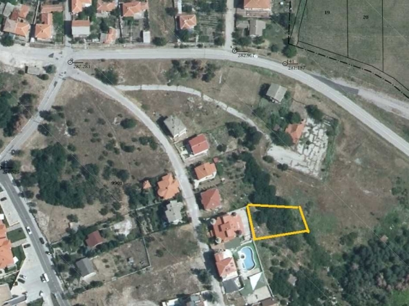 Парцел в с. Минерални бани, Област Хасково - 518 кв.м за 16 €/кв.м - Снимка #1