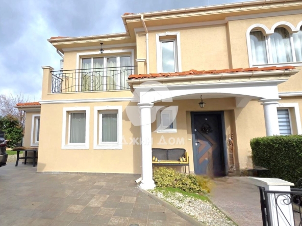 Къща в Поморие - 167 кв.м за 1145 €/кв.м - Снимка #1