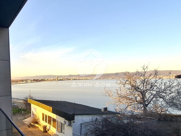 Двустаен апартамент в Несебър - 76 кв.м за 2803 €/кв.м - Снимка #1