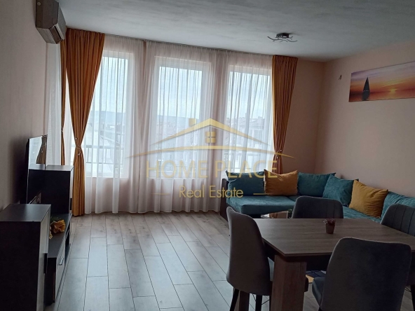 Дава се под наем Тристаен апартамент в Варна, Окръжна болница - 125 кв.м за 714 € - Снимка #1