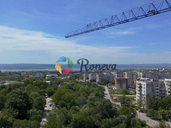 Тристаен апартамент в Варна, Кайсиева градина - 84 кв.м за 850 €/кв.м - Снимка #1