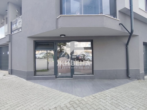 Офис в Варна, Лятно кино Тракия - 41 кв.м за 1368 €/кв.м - Снимка #1