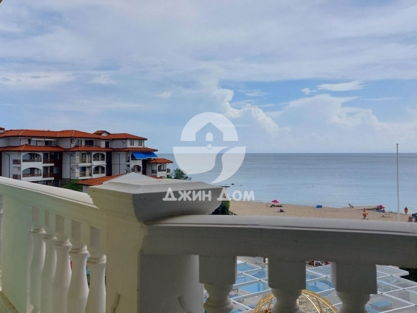 Двустаен апартамент в к.к. Елените - 81 кв.м за 1254 €/кв.м - Снимка #1