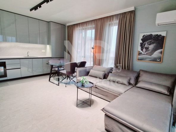 Двустаен апартамент в Пловдив, Христо Смирненски - 72 кв.м за 2039 €/кв.м - Снимка #1