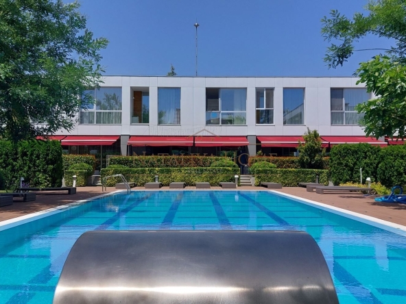 Къща в Бургас, Сарафово - 134 кв.м за 2724 €/кв.м - Снимка #1