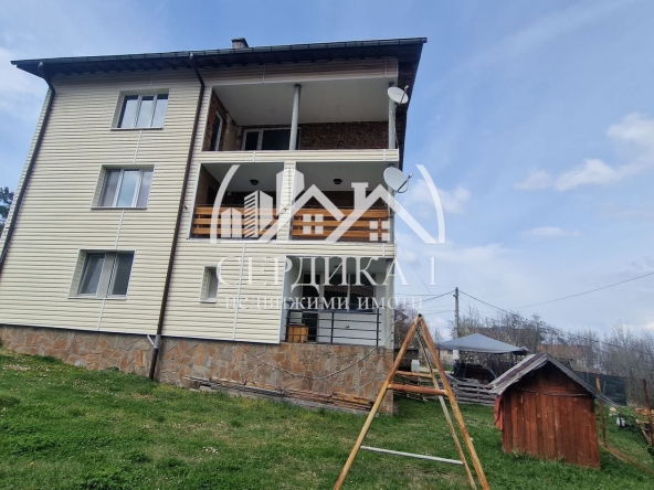 Тристаен апартамент в с. Мало Бучино, Област София-град - 111 кв.м за 1082 €/кв.м - Снимка #1