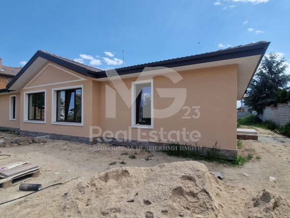 Къща в с. Труд, Област Пловдив - 171 кв.м за 1346 €/кв.м - Снимка #1