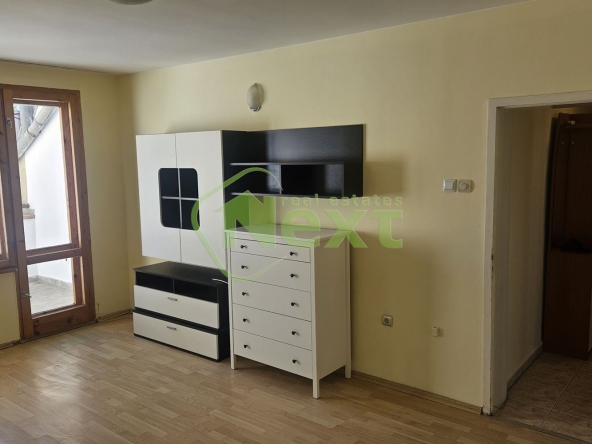 Двустаен апартамент в София, Студентски град - 76 кв.м за 2323 €/кв.м - Снимка #1