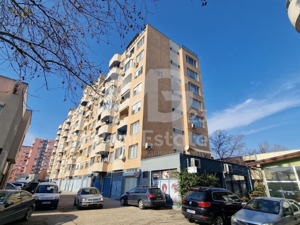 Двустаен апартамент в Пловдив, Тракия - 60 кв.м за 2000 €/кв.м - Снимка #1