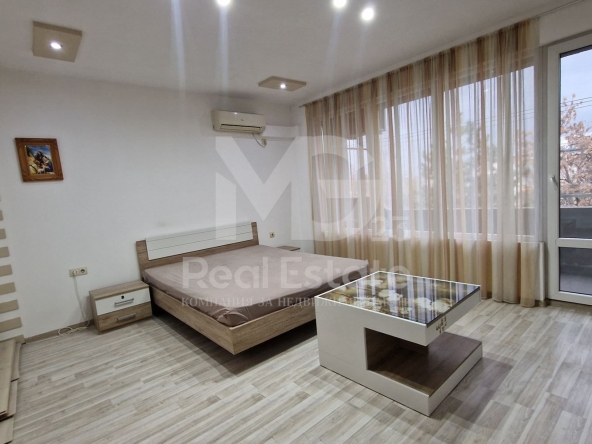Двустаен апартамент в Пловдив, Кючук Париж - 70 кв.м за 918 €/кв.м - Снимка #1