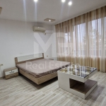 Двустаен апартамент в Пловдив, Кючук Париж - 70 кв.м за 881 €/кв.м - Снимка #1