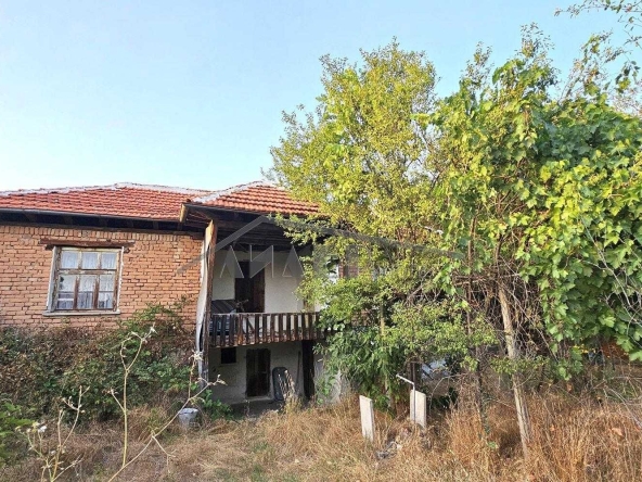 Къща в с. Сухозем, Област Пловдив - 54 кв.м за 377 €/кв.м - Снимка #1