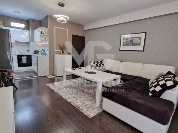 Тристаен апартамент в Пловдив, Кючук Париж - 85 кв.м за 1169 €/кв.м - Снимка #1