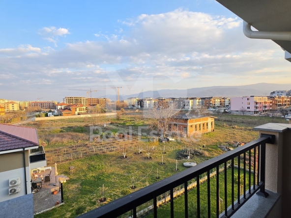 Двустаен апартамент в Пловдив, Южен - 63 кв.м за 871 €/кв.м - Снимка #1
