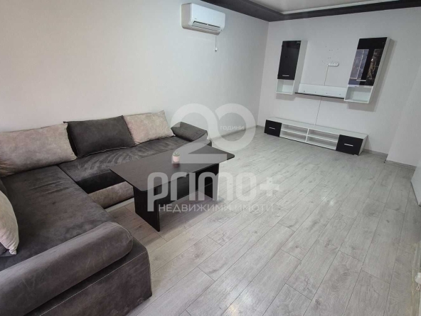 Дава се под наем Двустаен апартамент в Горна Оряховица - 63 кв.м за 298.86 € - Снимка #1