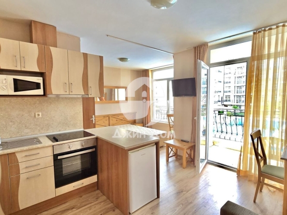 Двустаен апартамент в к.к. Слънчев бряг - 55 кв.м за 765 €/кв.м - Снимка #1