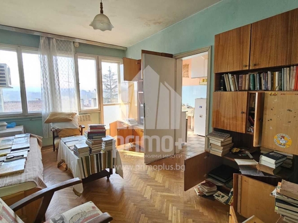 Тристаен апартамент в Велико Търново, Център - 79 кв.м за 1038 €/кв.м - Снимка #1