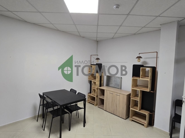Дава се под наем Офис в Стара Загора, Център - 33 кв.м за 169.32 € - Снимка #1