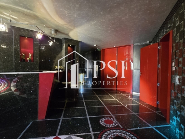 Дава се под наем Офис в Пловдив, Център - 374 кв.м за 4000 € - Снимка #1