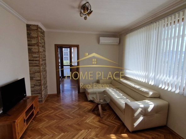 Дава се под наем Двустаен апартамент в Варна, Колхозен пазар - 70 кв.м за 663 € - Снимка #1