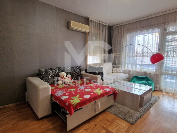 Дава се под наем Тристаен апартамент в Пловдив, Тракия - 80 кв.м за 500 € - Снимка #1