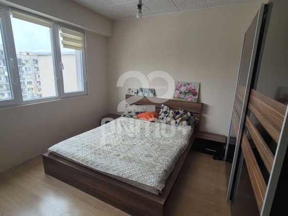 Дава се под наем Тристаен апартамент в Велико Търново, Бузлуджа - 64 кв.м за 331.5 € - Снимка #1