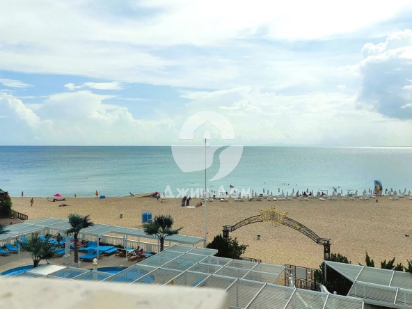 Двустаен апартамент в к.к. Елените - 81 кв.м за 1254 €/кв.м - Снимка #1