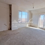 Двустаен апартамент в Шумен, Добруджански - 71 кв.м за 1257 €/кв.м - Снимка #1