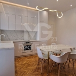 Дава се под наем Тристаен апартамент в Пловдив, Каменица 1 - 80 кв.м за 561 € - Снимка #1