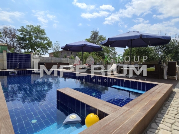 Дава се под наем Тристаен апартамент в Варна, м-т Пчелина - 70 кв.м за 765 € - Снимка #1